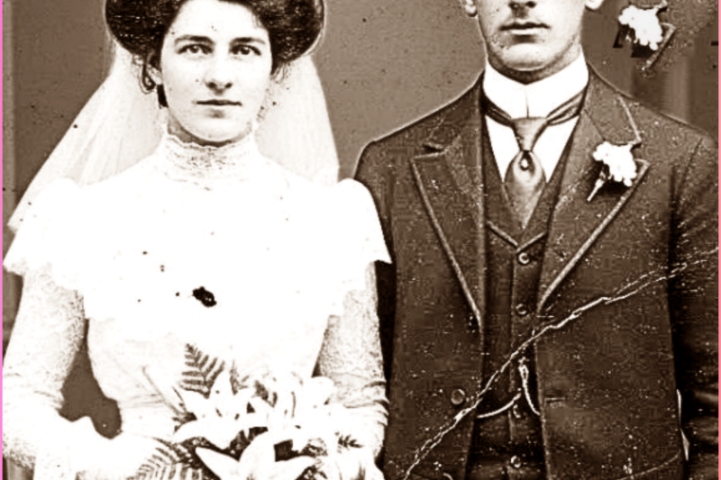 This Couple’s Wedding Photo Seemed Lovely, Until They Both Vanished That Night
